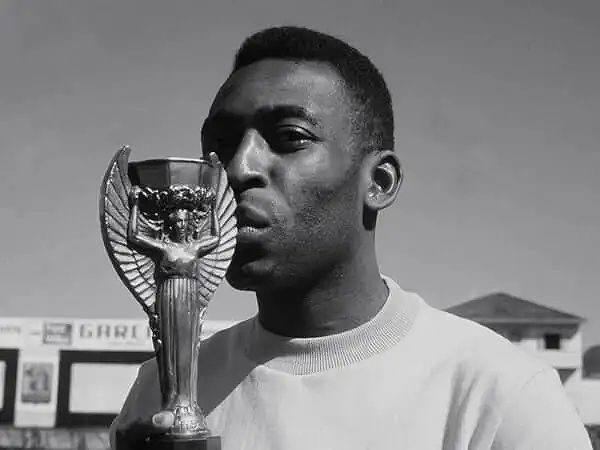 Pelé - Vua Bóng Đá Brazil